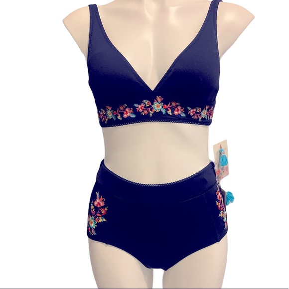 Johnny Was High waisted 2piece bikini. - Picture 3 of 6